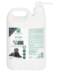 Black fur shampoo for dogs 5L | Menforsan